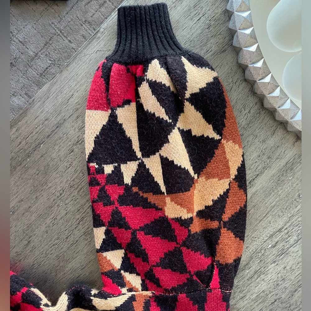 Farm Rio Sweater - Picture 4 of 4